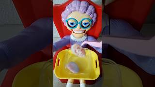 Filling Tray Gummy Skulls 💀 Granny's Box #shorts #asmr #grannygreedy #trending #fun #funtoys