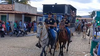 Cavalgada no interior da Bahia / Tradicional cavalgada do Penachinho