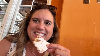 Eating my first Beignet in New Orleans!