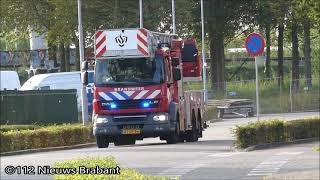 autoladder 21-2051 brandweer 's-Hertogenbosch met spoed naar woningbrand in Vught