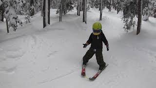 3 year old skiing Vail