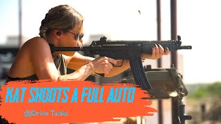 Kat Shooting A Full-Auto HK53 | @Drivetanks