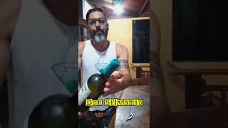 Aprenda tirar a cápsula do vinho #silvanioporai #vinhotinto #vinho #sommelier #barman #saopaulo