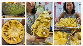 How to open the Jackfruit and How you eat it!