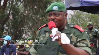 BUKAVU : LE COMMANDANT REGION MET EN GARDE LES HOMMES EN UNIFORMES CONTRE LES TELEPHONES DES GENS