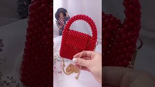 ЕЩЕ ОДНА КРАСНАЯ МАЛЫШКА 🔥Сумка из красных бусин ❤️ #diy #handmade #сумкаизбусин