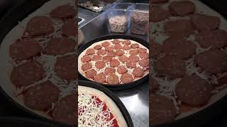 Pizzaiolo now has Halal Chicken, beef and Salami options! All locations #italianchicken #meatypizza