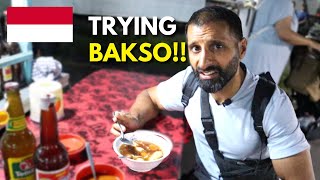 FIRST TIME eating Bakso 🇮🇩