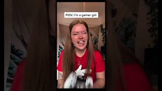 Reacting to Cringe Katie and her XBox contwolla