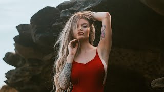 An hour of amazing music that makes you feel relaxed | Hypnotizing Vibes | Hypnotizing Vibes