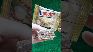 Wafer com creme de avelã e cacau 😋  #ferrero #hanuta #avela #novidade #shorts #dicas