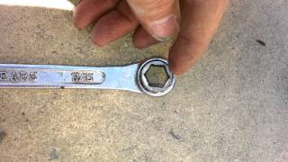 how to loosen a frozen bolt on a driveshaft yoke