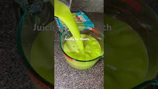 Easy green juice recipe 🌱Celery Pinapple Lemon Coconut Water #viral #trending #shorts