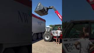 Grain bucket for Manitou 2 #automobile #farming #excavator