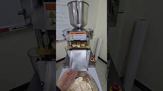 SYP5006H Rice cake machine produces 2,160 heart-shaped rice cakes per hour.