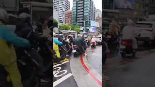 Crazy Amount of Motorbikes in Taiwan #taiwan #bike #motorbike