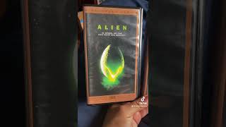 What are you guys picking Alien 1979 or Aliens 1986 #youtubeshorts #alien #aliens #xenomorph