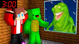 How Slime Ghost Attacked Mikey and JJ in Minecraft at 3:00 AM ?! - Maizen