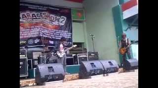 Popok Berdarah Live at Yon Armed II (GARAGE SHOW II)  2011