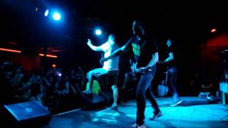 Parkway Drive- Romance Is Dead Live 3/3/2011 Tremont Music Hall HD