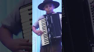 Música 17 - Show de gaitas