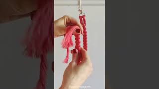 How to make a macrame wristlet