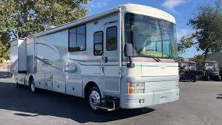 2000 Discovery Fleetwood Diesel 37’ Motorhome