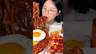 Spicy Spicy 🌶 🔥 Noodles with Spicy Kimchi and Fried Eggs 🍳 #shorts :)#viralvideo #trending #foryou