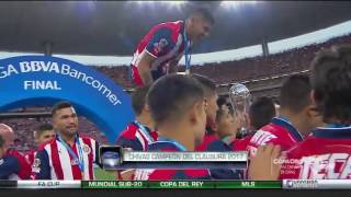 SALCIDO LEVANTA LA COPA MX (CHIVAS 2 VS TIGRES 1)FINAL DE LA LIGA MX 2017