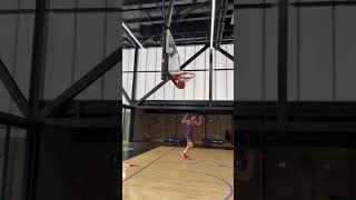 This trick shot 👀🧤🎥 #shorts #basketball