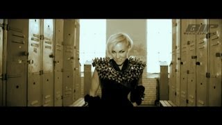 Robert Abigail & Kate Ryan - Karma