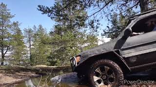 R50 Nissan offroad rock crawling