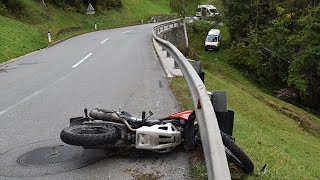 🚑 👮 Motorradfahrer 15m über steile Böschung abgestürzt – Hainzenberg 🚓 🏥