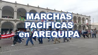 Miles de manifestantes superan en número a la policía y militares en AREQUIPA