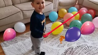 Hamza ile Balon Patlatma Oyunu Oynadık Hamza Hiç Korkmadı ve Çok Mutlu Oldu