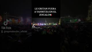 CON A BUCHEOS RECIBEN A YAHRITZA , EN EL ZOCALO DE LA CDMX