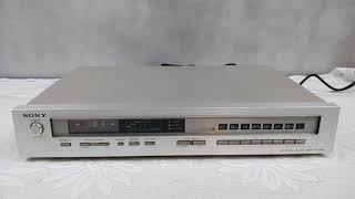 SONY FM Stereo/FM-AM Tuner ST-J55L.