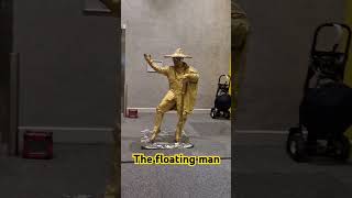 The floating man 🫨 #amazing #wow