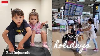 Our holiday vacation vlog | My daughter cry in the airplane