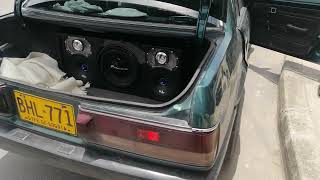 mazda 323 sonido