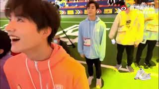 Fancam 3丨YZL • Zhou Keyu reactions to Zhang Jiayuan's 50M Running at Super Novae Games [211812]