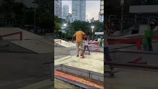 Progress and development! 💪🏻 #skateforunity #skateboarding #singapore #skateboardinglessons