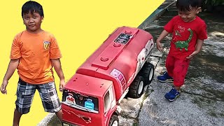 Playing with Tanker Truck | Big Fuel Tanker Truck Toyr