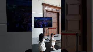 NUNGGUIN BAPAK WISUDA S2, NONTON DARI MONITOR LUAR ADJA || #familyvlog #minivlog #graduatio