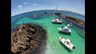 Catamaran Deluxe Lobos Island