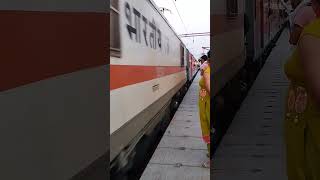 भारत के इतिहास की सबसे दर्दनाक हादसा 😢🚄 #train #railfacts #shorts #trending #viral #indianrailways