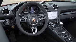 2019 Porsche 718 Boxster T and Cayman T - INTERIOR