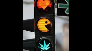 Ampel mit Hanfblatt / Cannabisblatt - Hanf-Ampeln in Köln, Aachen, Frankfurt, etc. | Legalize it