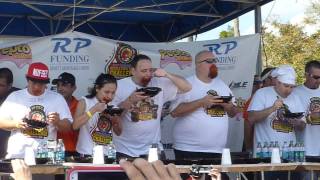 Joey Chestnut at the 2012 Orlando Chili Eating Contest - TopSignatures.com