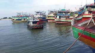 KAPAL TB MENCOBA KEKUTAN MESEN TARIK KAPAL KANDAS#nelayan #kapallaut #dermaga #kapal #kapalnelayan